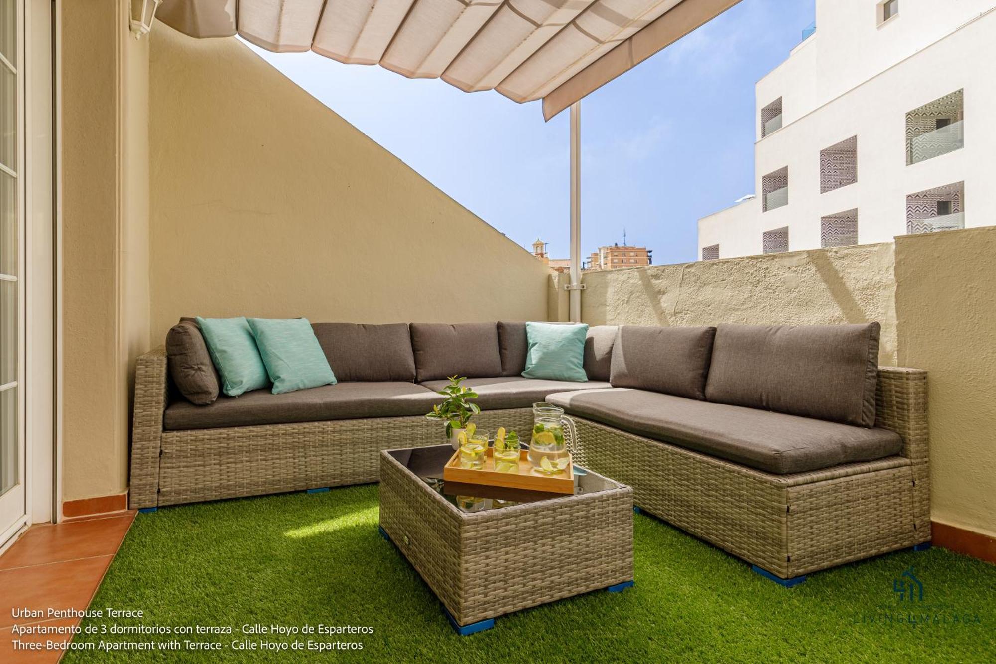 Living4Malaga Urban Apartments Málaga Exterior foto